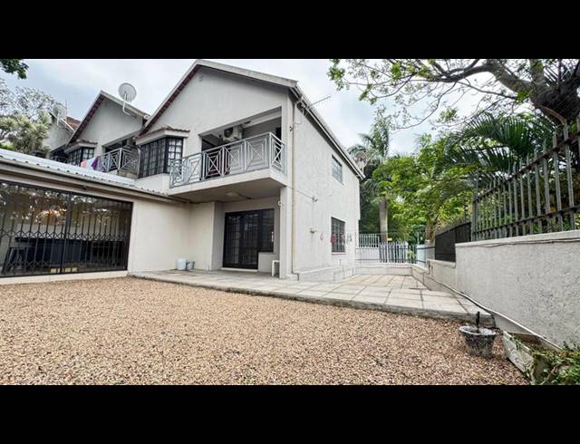 3 BEDROOM TOWNHOUSE FOR SALE IN MORNINGSIDE